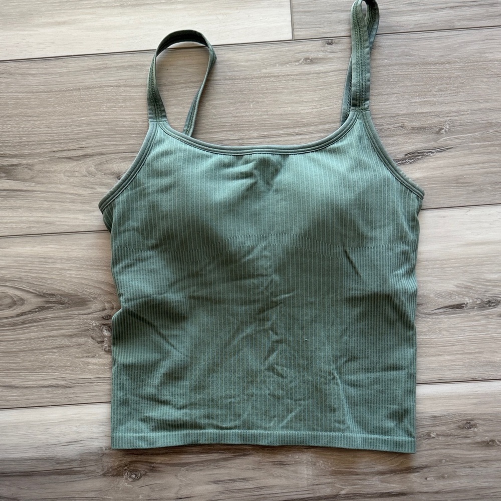 Ebb to Street Scoop-Neck Cropped Tank
Top